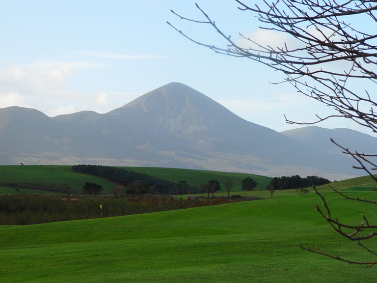Croagh Patrick 02 Kylemore P Hotel Croagh Patrick 02